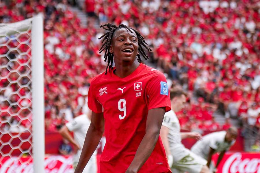 Johan Manzambi, foarte aproape să facă trecerea de la SC Freiburg la Newcastle United, în Premier League Johan Manzambi, foarte aproape să facă trecerea de la SC Freiburg la Newcastle United, în Premier League