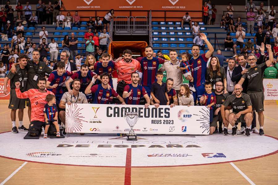 Barça, mais uma vez campeão da Supertaça de Espanha de Hóquei em Patins