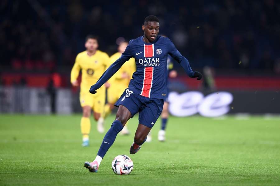 Kolo Muani não entra nos planos de Luis Enrique no PSG