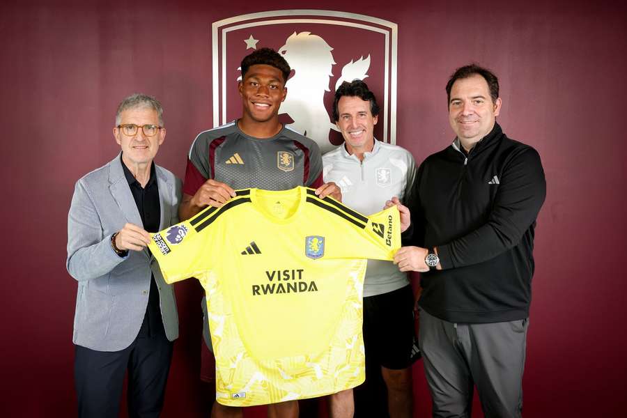 Aston Villa annonce la double signature de Matteo Ruggeri et Zion Suzuki Aston Villa annonce la double signature de Matteo Ruggeri et Zion Suzuki