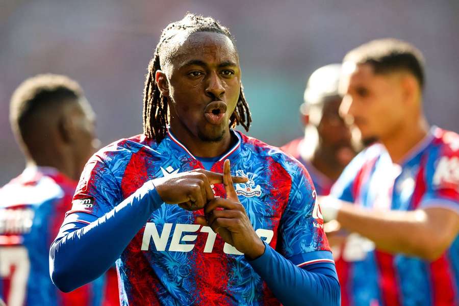 Eze, tras marcar el gol que dio la victoria en la final de la Copa al Crystal Palace