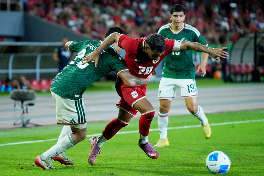 Panamá cae ante México en casa Panamá cae ante México en casa