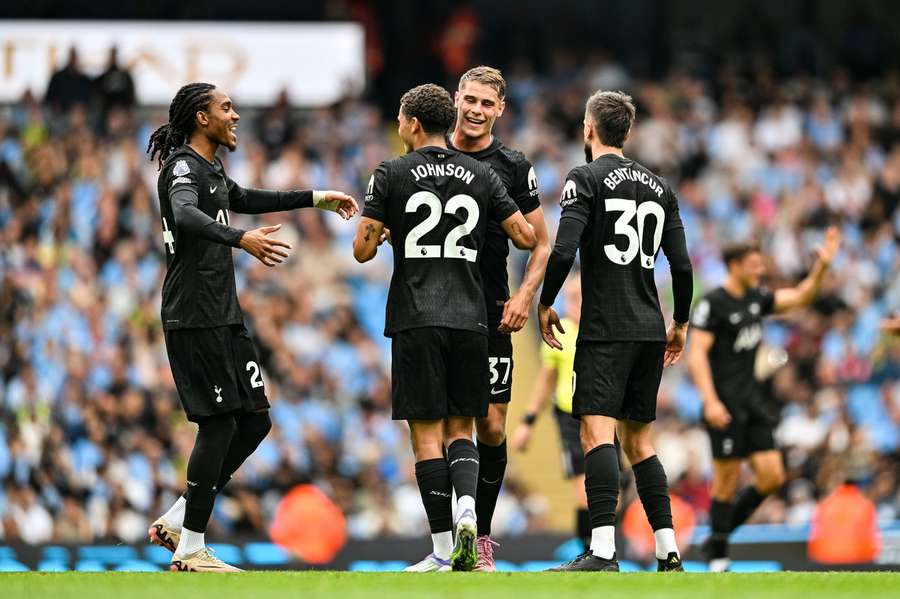 Die Spurs überraschen City mit einer starken Leistung.