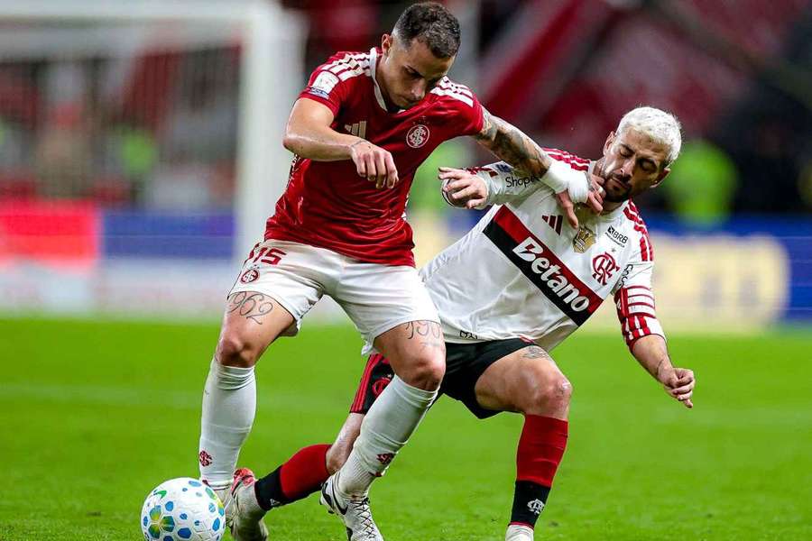 O Flamengo buscou um empate no Beira-Rio e ampliou a sua sequência invicta O Flamengo buscou um empate no Beira-Rio e ampliou a sua sequência invicta