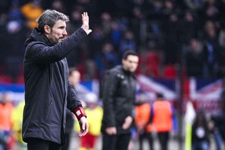 Mark van Bommel staat met Antwerp op de ranglijst nu op gelijke hoogte met Club Brugge