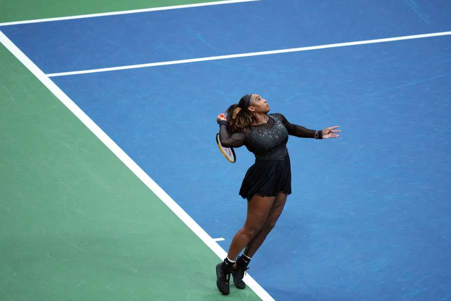 US Open day three highlights - Medvedev, Serena and Kyrgios all advance