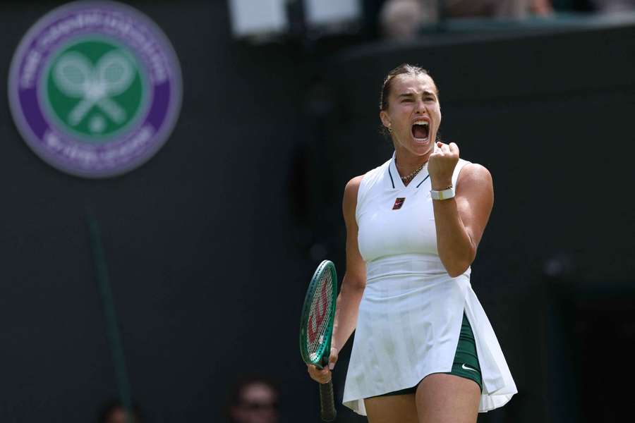 Sabalenka celebra su victoria Sabalenka celebra su victoria