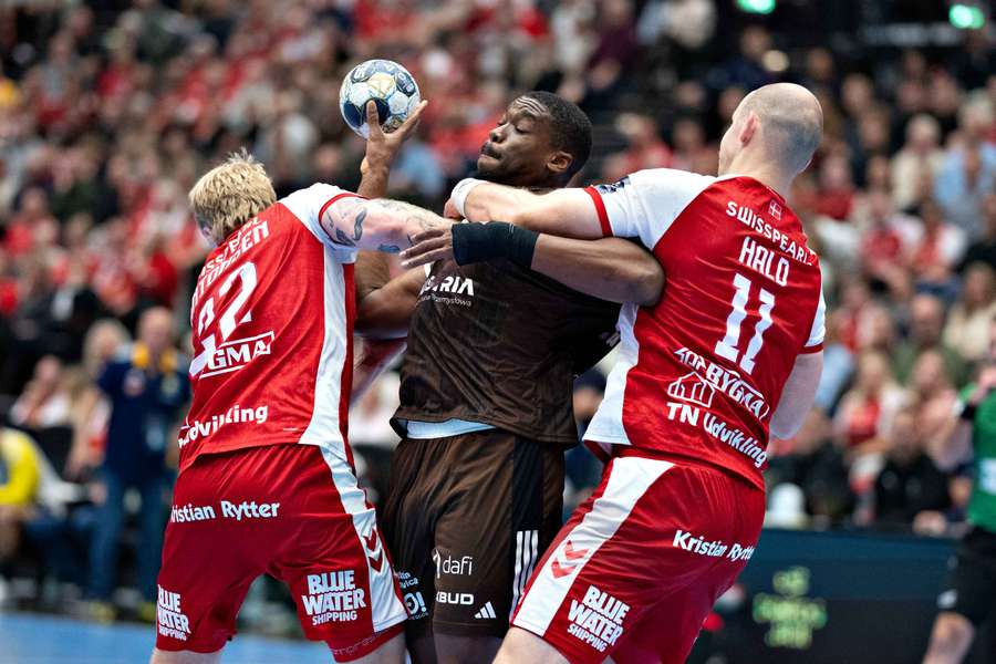 Industria poległa na wyjeździe z Aalborgiem HB, piąta porażka w Lidze Mistrzów