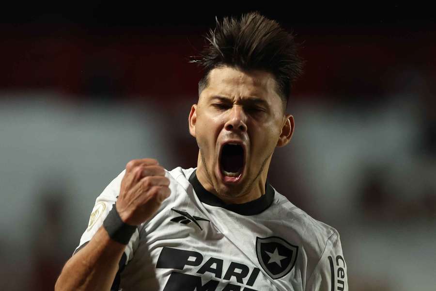Óscar Romero é o novo reforço do Inter