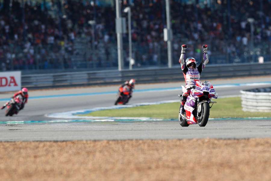 Martin câștigă cursa Moto GP din Thailanda și reduce avansul lui Bagnaia în campionat
