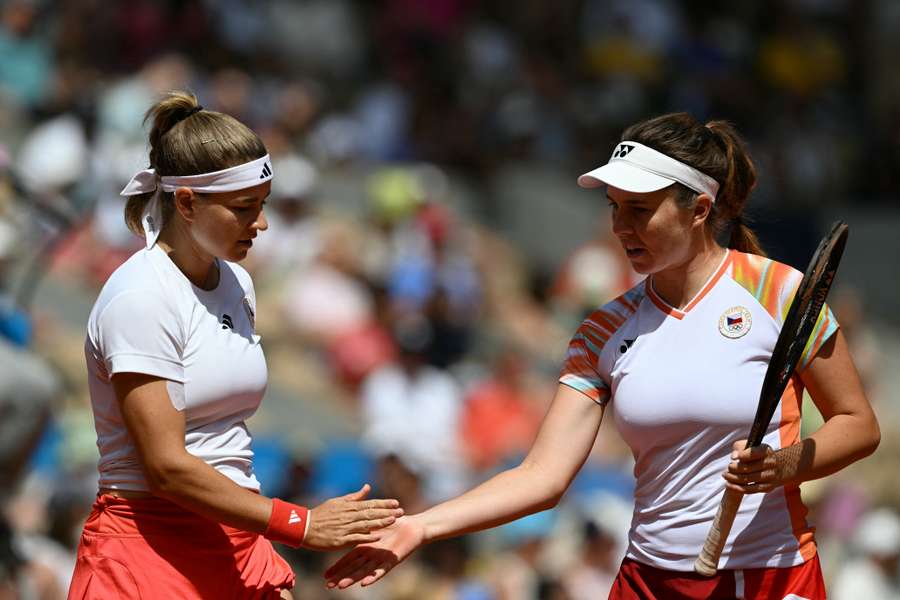 Noskova und Muchova spielen gemeinsam im Doppel, heute im Einzel-Finale gegeneinander