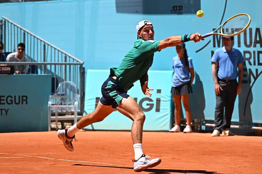 Struff steht im Viertelfinale in Madrid