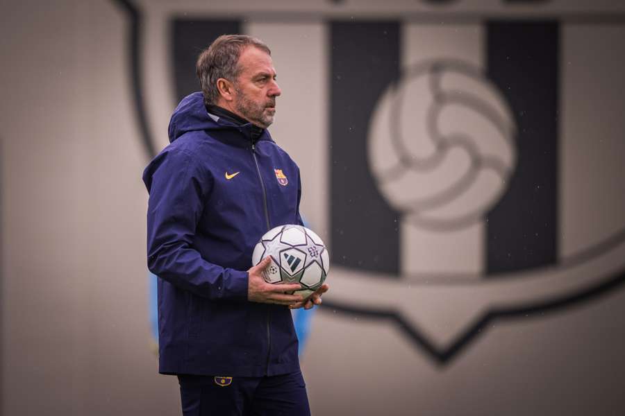 Hansi Flick, preparando el partido contra el Slavia de Praga