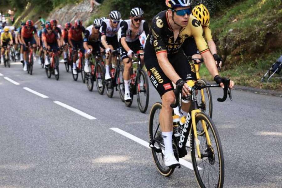 Belg van Aert wycofał się z powodów rodzinnych z Tour de France