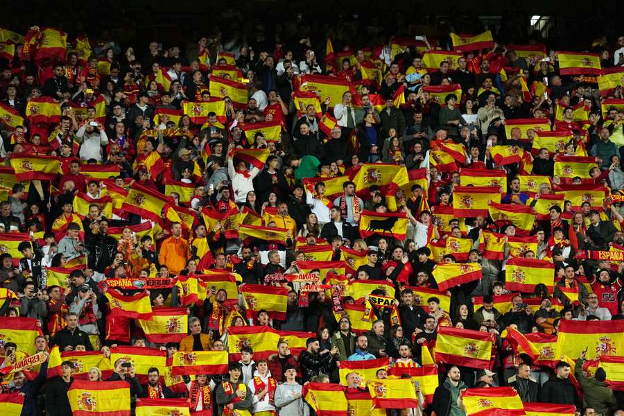 Des supporters espagnols lors d'Espagne - Pays-Bas, dimanche.