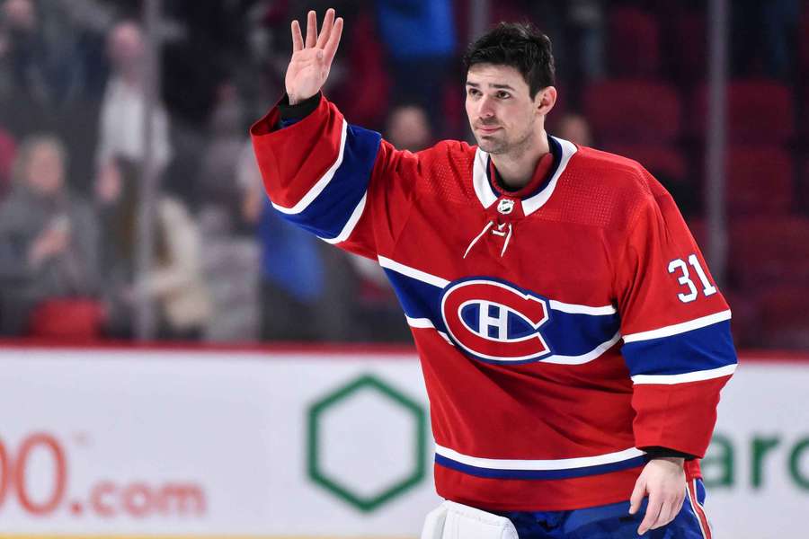 Canadiens goalie Carey Price thanks fans after becoming franchise leader in wins (2019). 
