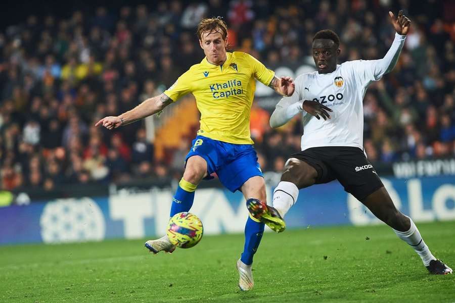 Celta câștigă în derby-ul suferinței cu Elche / Valencia