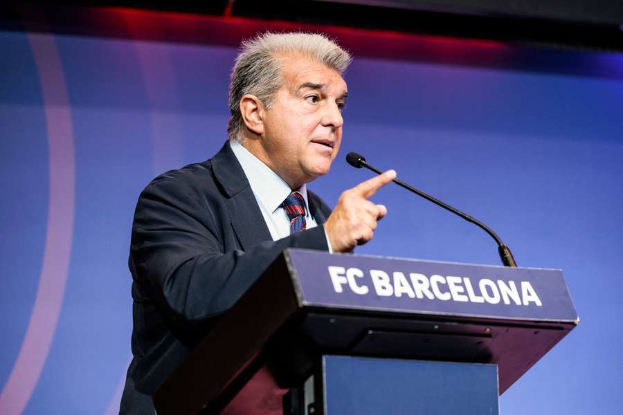 Laporta comparece ante los medios.