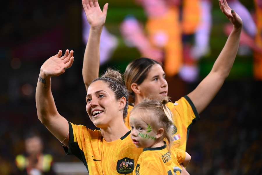 Les joueuses australiennes ont salué leur public après la victoire sur la France.