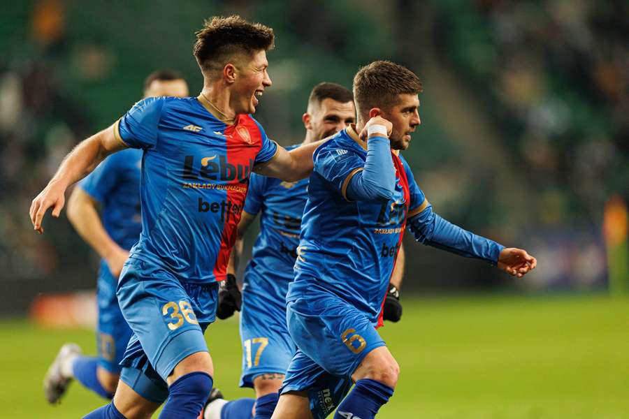 Piast bez większych zmian kadrowych przed wiosną, trwają poszukiwania inwestora