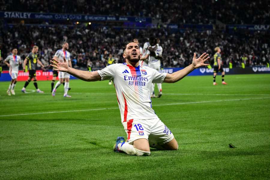 Cherki fez o golo do triunfo do Lyon