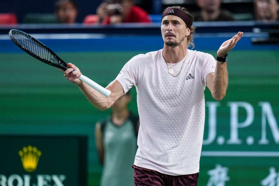 Alexander Zverev dál čeká na první letošní triumf na turnajích ATP. Alexander Zverev dál čeká na první letošní triumf na turnajích ATP.