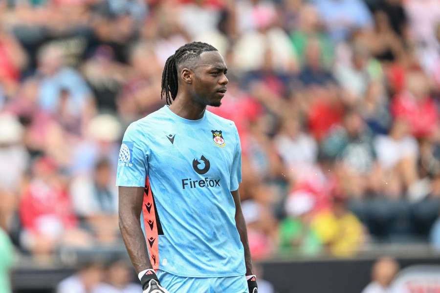 Nigeria goalkeeper Okonkwo set to join Charlton on loan Nigeria goalkeeper Okonkwo set to join Charlton on loan