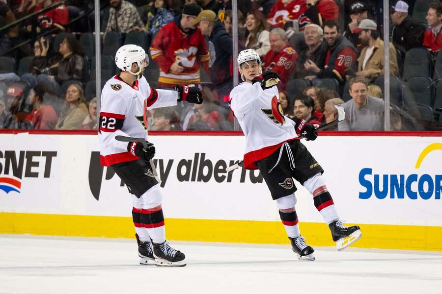 Jubel bei Stützle (r.)