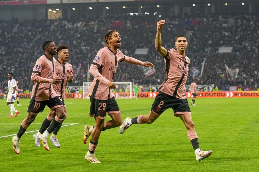 PSG wygrywa po dreszczowcu w drugiej połowie i powiększa przewagę nad rywalami