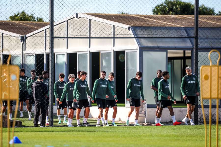 Treino do Sporting antes da viagem para França Treino do Sporting antes da viagem para França