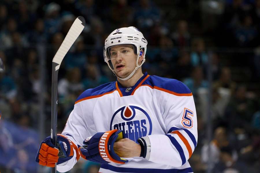 Ladislav Šmíd com as cores dos Edmonton Oilers