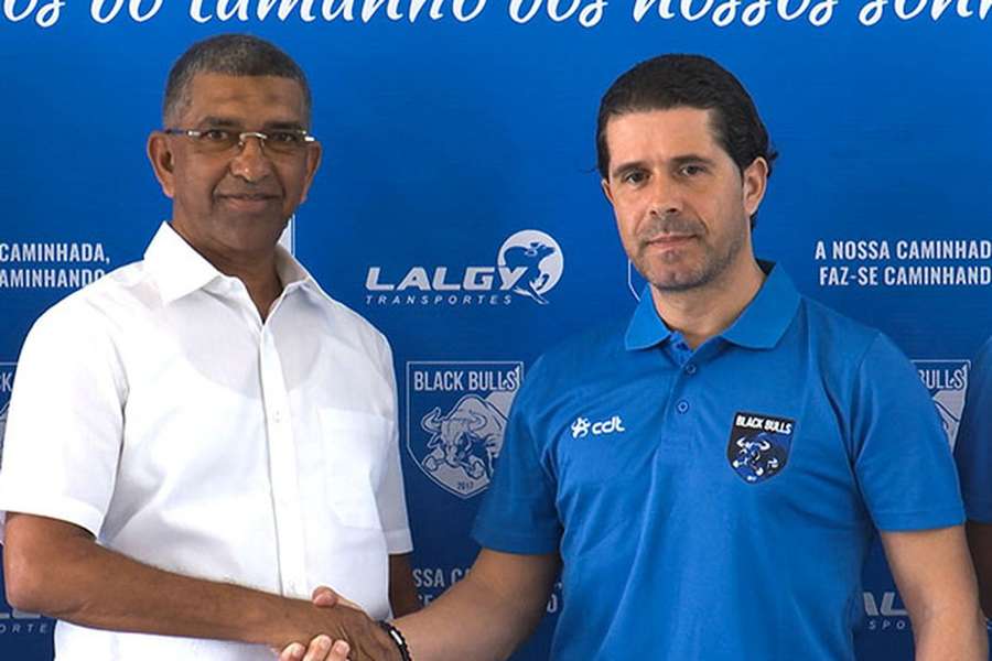 Hélder Duarte na Associação Black Bulls