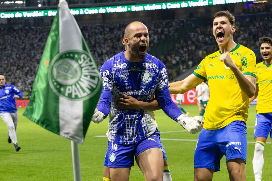 Palmeiras lidera o Brasileirão mais uma vez Palmeiras lidera o Brasileirão mais uma vez