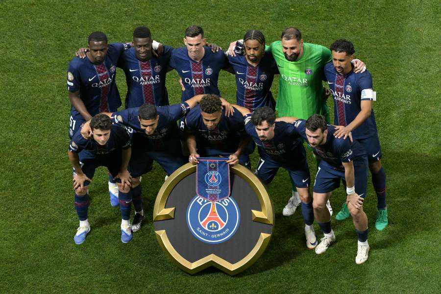 PSG lines up for their round of 16 match at the FIFA Club World Cup.