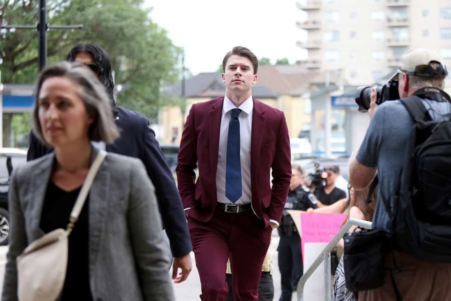 Uno de los acusados llega a instancias judiciales