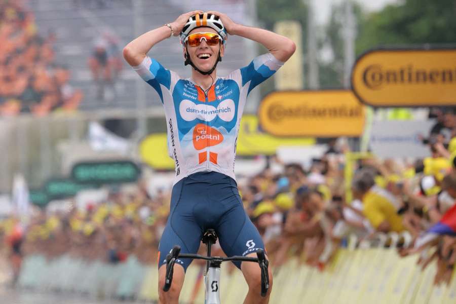 Bardet claimed the yellow jersey on Saturday