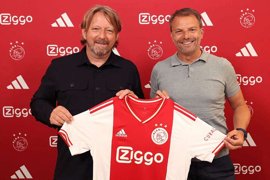 Maurice Steijn bude od leta šéfovať lavičke Ajaxu Amsterdam.