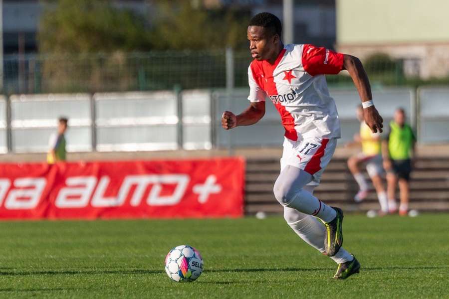 Simion Michez si za béčko Slavie už několikrát zahrál. Simion Michez si za béčko Slavie už několikrát zahrál.