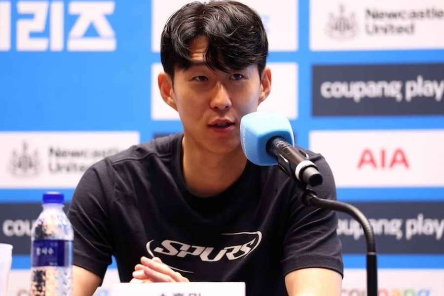 Kapitán Tottenhamu Heung-Min Son opustí Spurs.