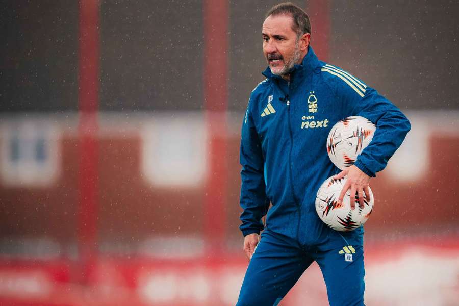 Vítor Pereiran o treino do Fenerbahçe