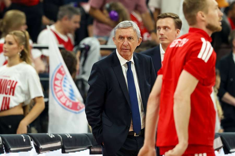 Svetislav Pesic konnte mit dem Auftritt seiner Bayern gegen Alba Berlin nicht zufrieden sein. Svetislav Pesic konnte mit dem Auftritt seiner Bayern gegen Alba Berlin nicht zufrieden sein.