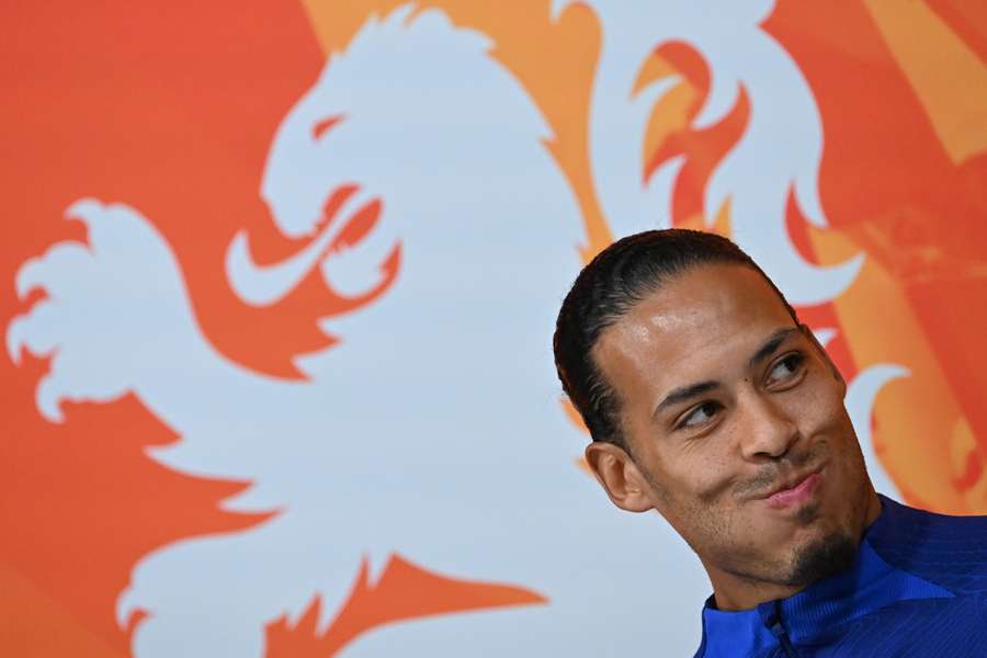 Virgil van Dijk blikte tijdens de persconferentie vooruit op de wedstrijd tegen Argentinië