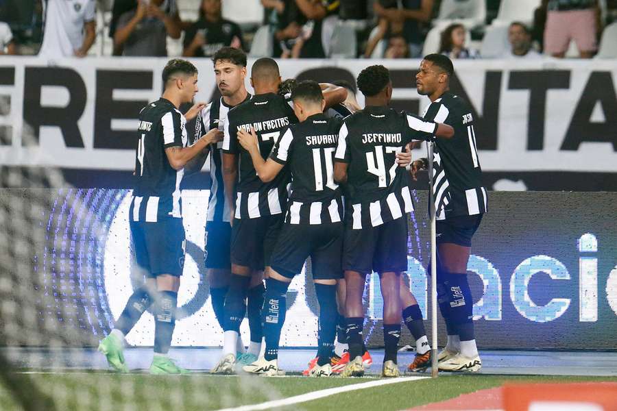 Botafogo vem de goleada por 5 a 1 sobre o Juventude