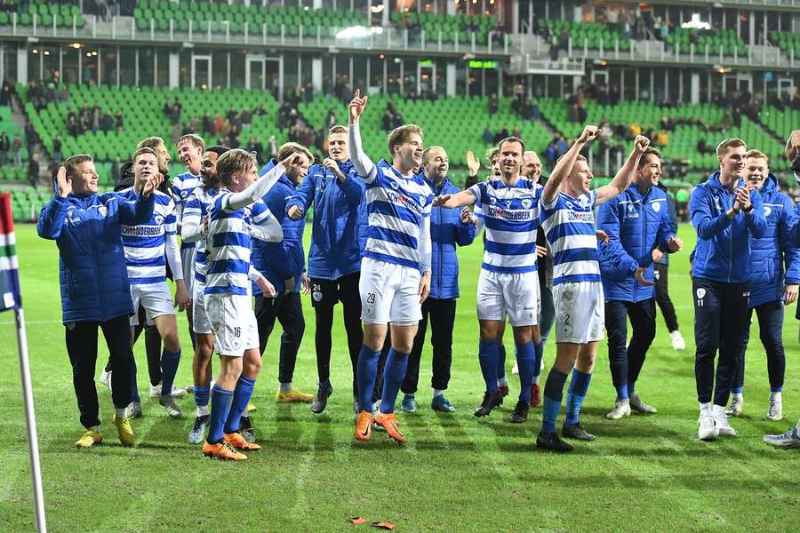 Spakenburg wist in de tweede ronde voor een megastunt te zorgen door FC Groningen in Euroborg te verslaan!