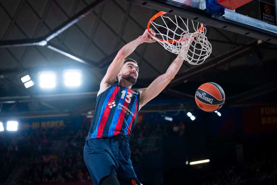 Tomáš Satoranský zaznamenal proti Panathinaikosu 13 bodů a šest asistencí.