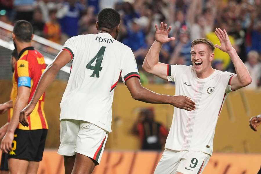 Chelsea foi abrir placar nos acréscimos do 1° tempo