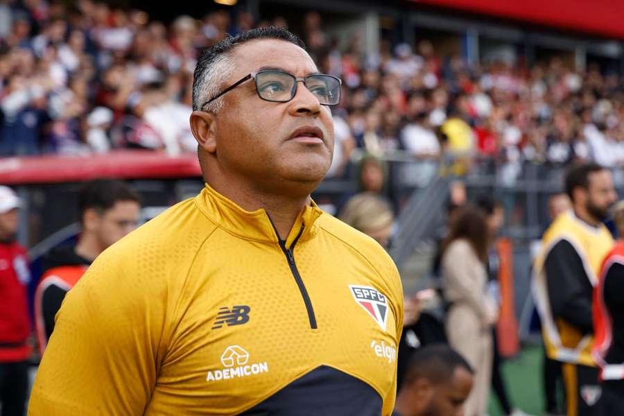 Diretoria do São Paulo vive pressionada pela torcida