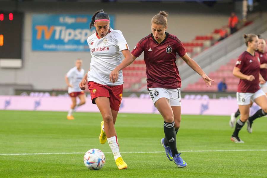 Sparťanky v úvodu play off o Ligu mistryň podlehly AS Řím 1:2.