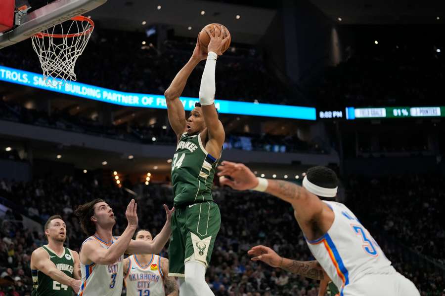 Giannis Antetokounmpo in actie