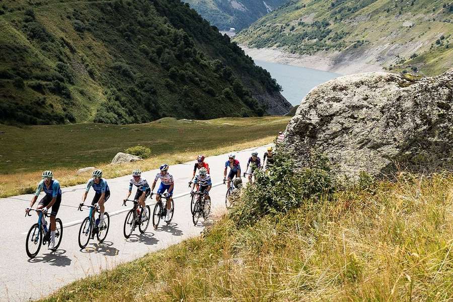 Les cyclistes ne passeront pas le col des Saisies
